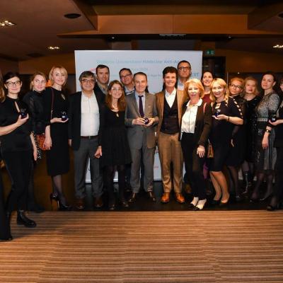 6bacdac7 B0e3 4338 A09a De1a1f9f1783